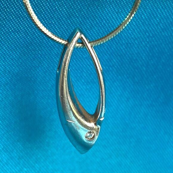 DU# Striking Sterling 925 Silver Ithacus Pendant & 20” Sterling 925 Chain - Picture 5 of 9